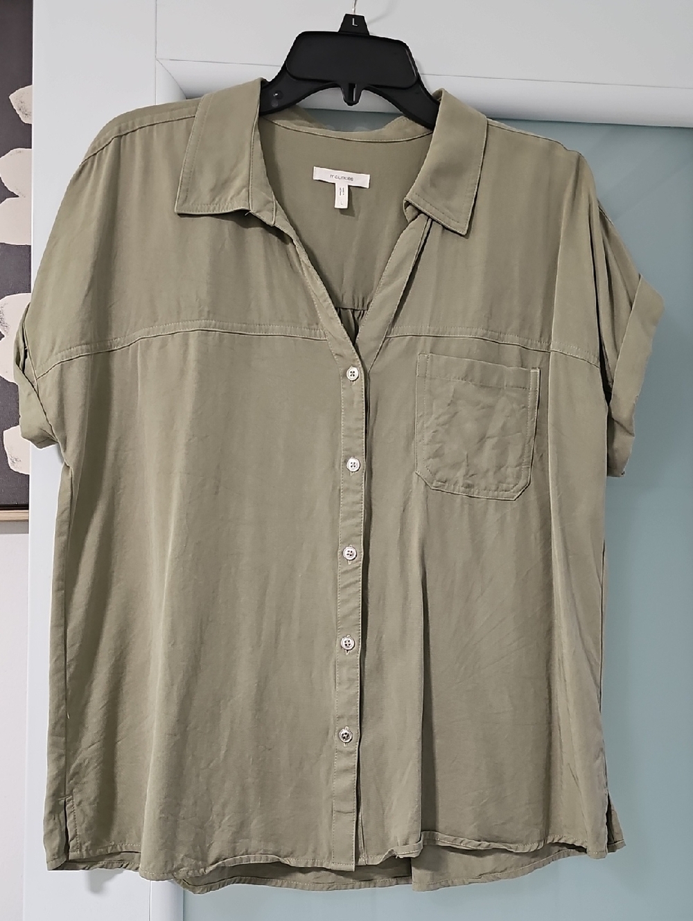 Maurices Olive Green Button-Down Short Sleeve Shirt
